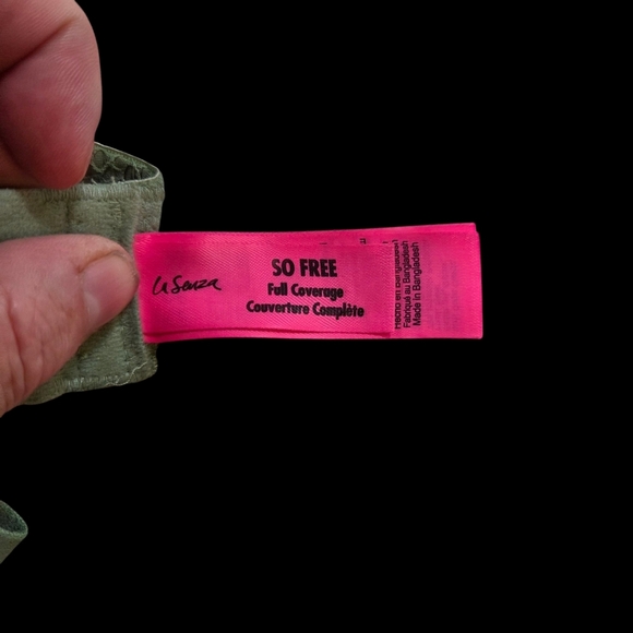 SOLD  La SENZA So Free Criss Cross Front Sage Green Lace Bra Size 38DD - Picture 6 of 6